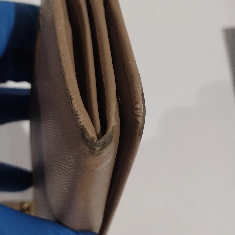 PRADA Wallet 7.5"x3.25" Tan Saffiano Leather Long Flap Snap Closure - Authentic - Picture 5 of 14